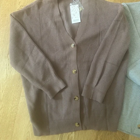 *NWT* Two Oversized Amazon Cardigans - Picture 3 of 4